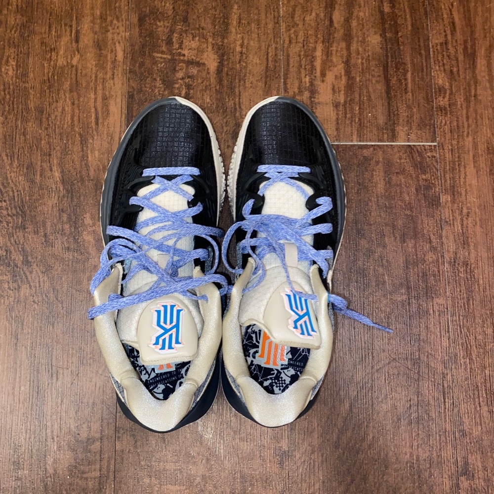 Women’s/Men’s BRAND NEW basketball shoes